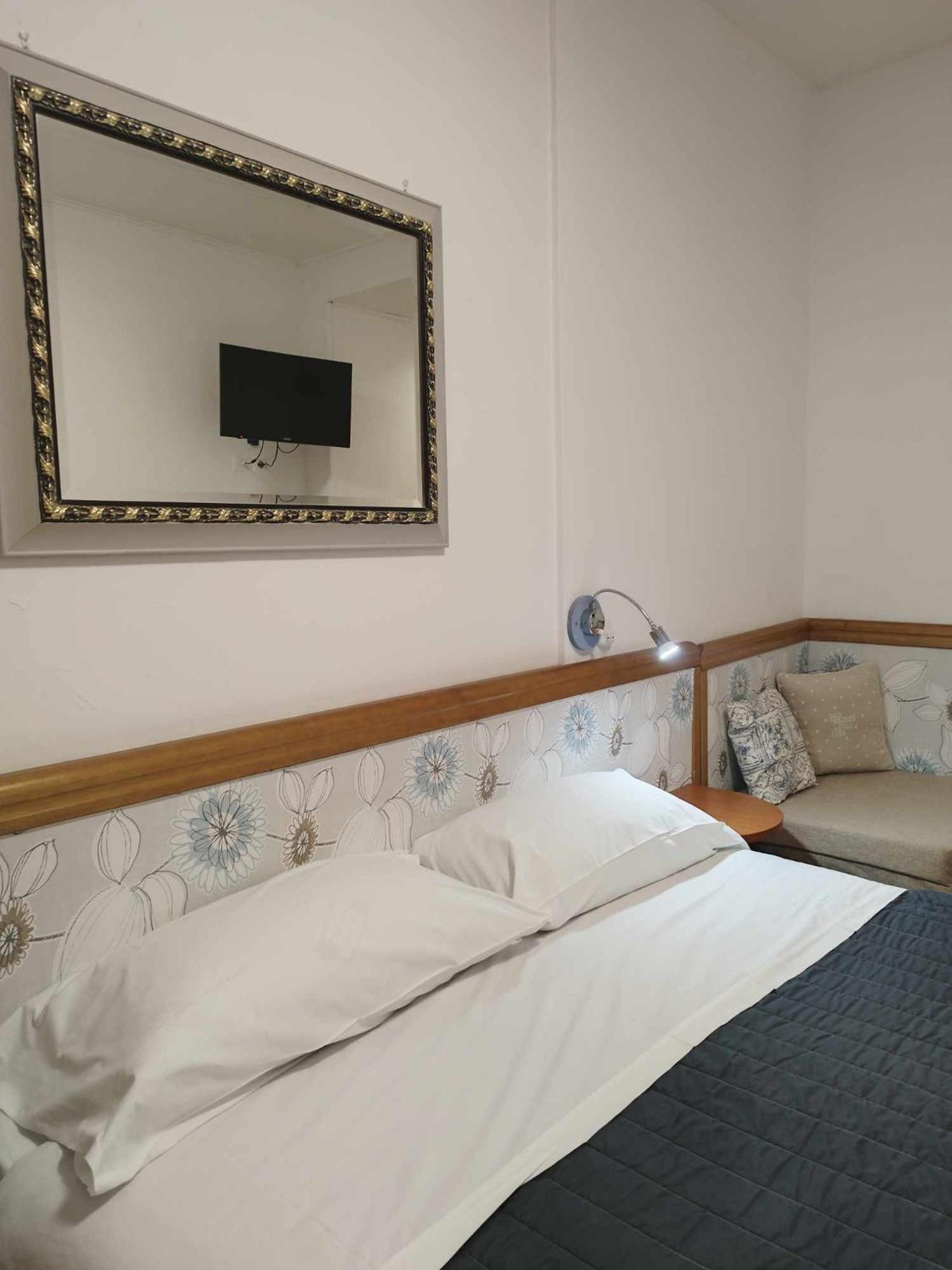Hotel Pineta Ristorante Country House In Fabriano Campodonico  Екстер'єр фото